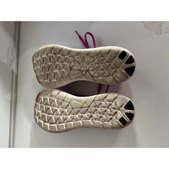 Brooks Ravenna 5 Gray And Pink Women’s Running Shoes Size 10. - Picture 8 of 8